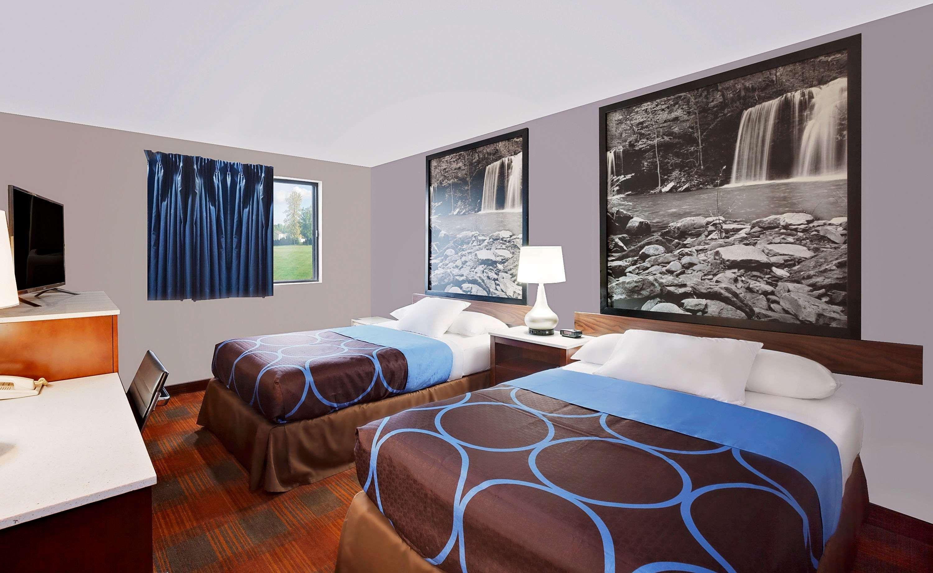 Super 8 By Wyndham Fayetteville Zewnętrze zdjęcie
